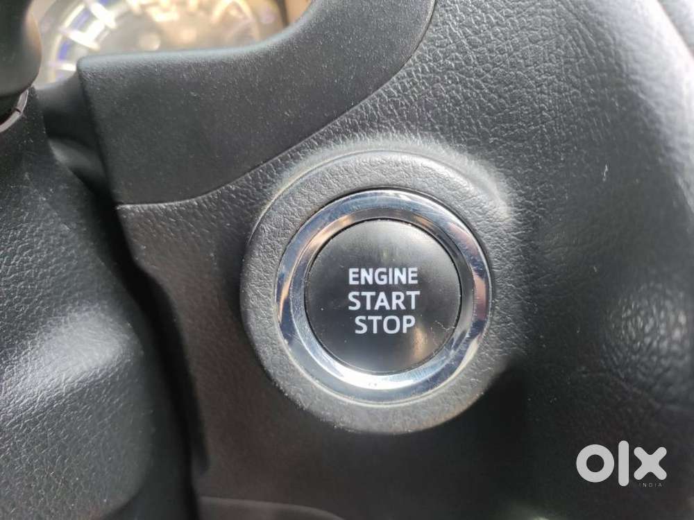 Toyota Innova Crysta [2020-ongoing] 2.7 Gx Mt 8 Str, 2020, Diesel