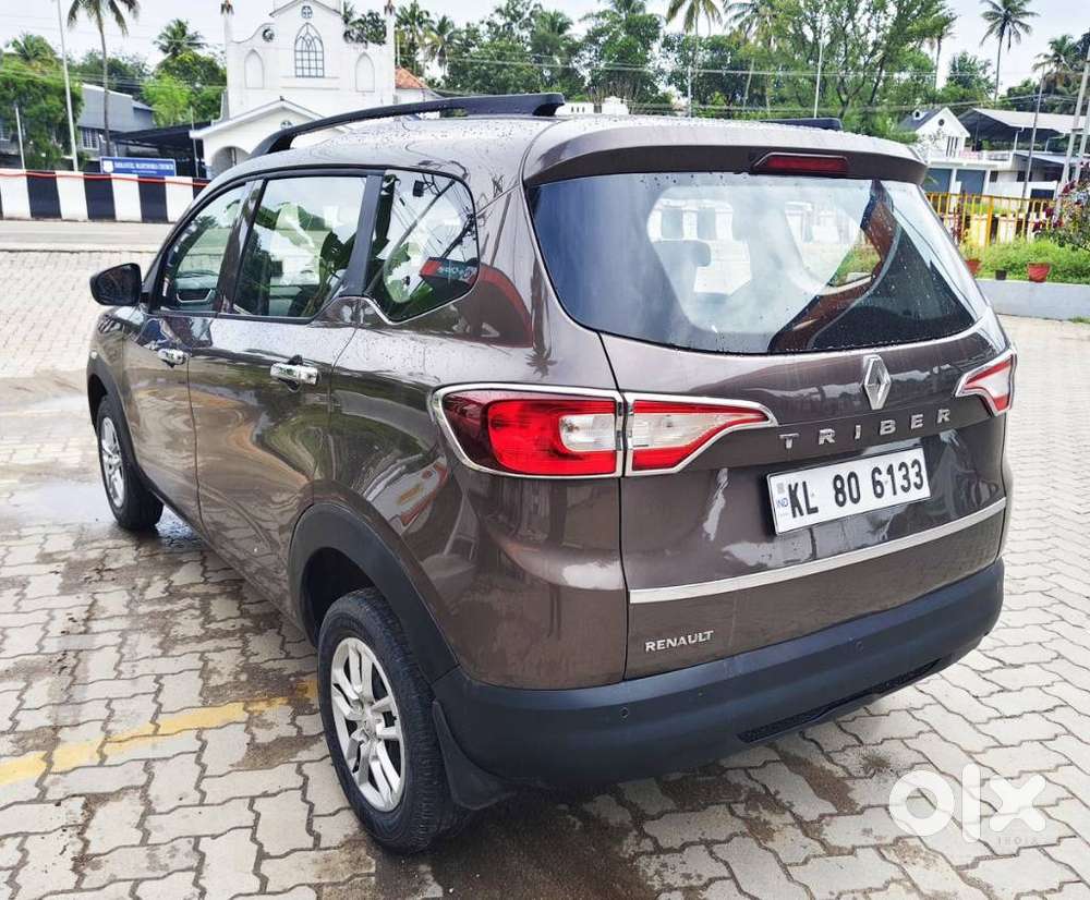 Renault Triber Rxl, 2022, Petrol