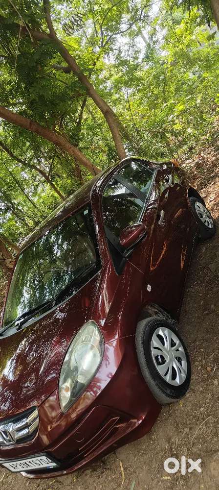 2015 December Regestered Well Maintained Honda Amaze