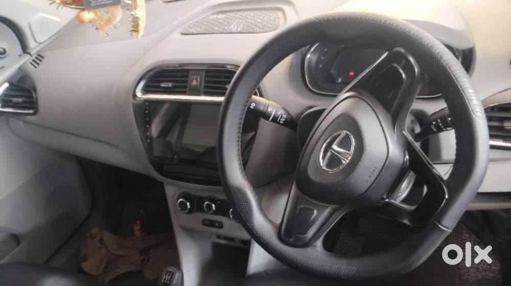 Tata Tigor Xe, 2021, Petrol