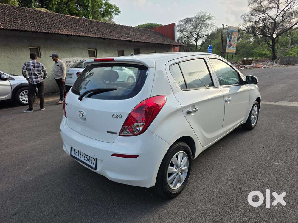Hyundai I20 Asta 1.4 Crdi With Avn 6 Speed, 2012, Diesel