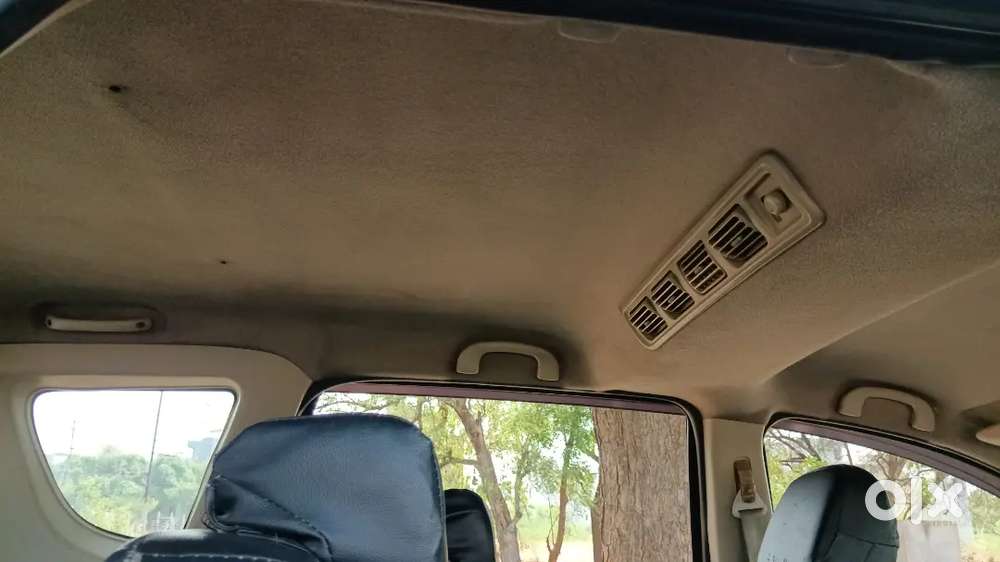Maruti Suzuki Ertiga 2012