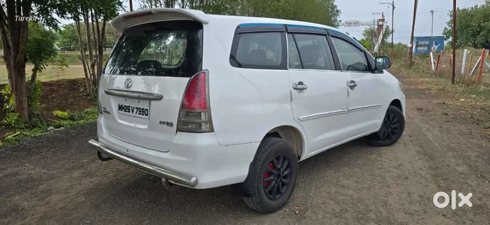 Toyota Innova Diesel 2011