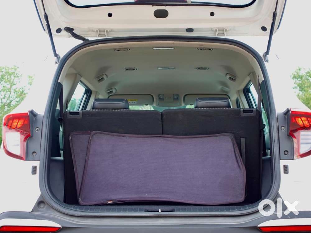 Kia Carens 1.5 Premium 7 Str, 2023, Petrol