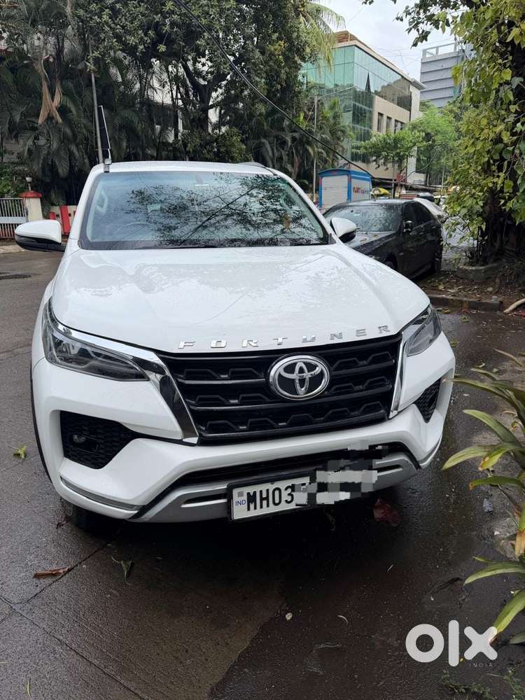 Toyota Fortuner 4x2 Manual, 2023, Diesel