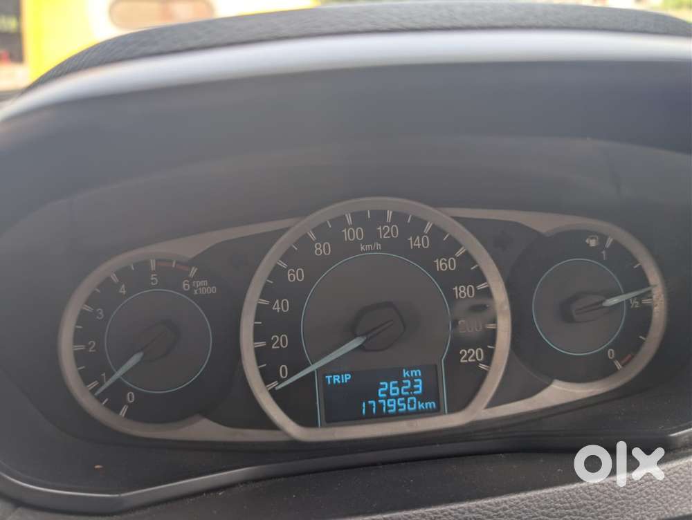 Ford Figo Aspire 2016 Diesel 180000 Km Driven