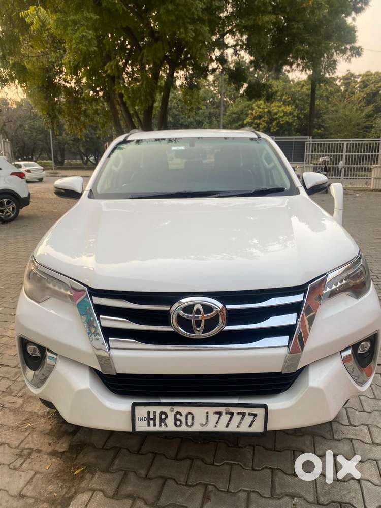 Toyota Fortuner 3.0 4x2 Automatic, 2019, Diesel