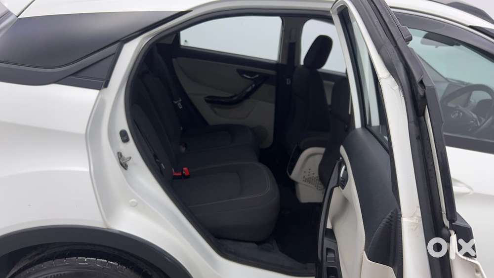 Tata Nexon 1.5 Revotorq Xz Plus Hs Dual Tone, 2022, Diesel