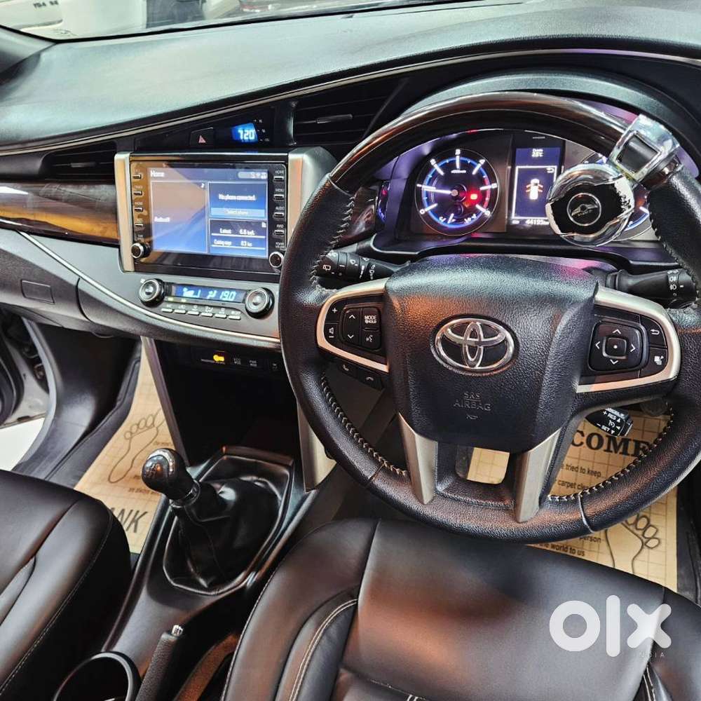 Toyota Innova Crysta 2.4 V 7 Str, 2023, Diesel