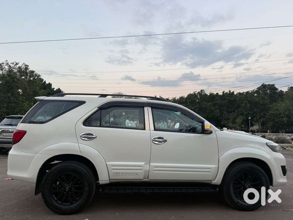 Toyota Fortuner 3.0 4x2 Automatic, 2013, Diesel