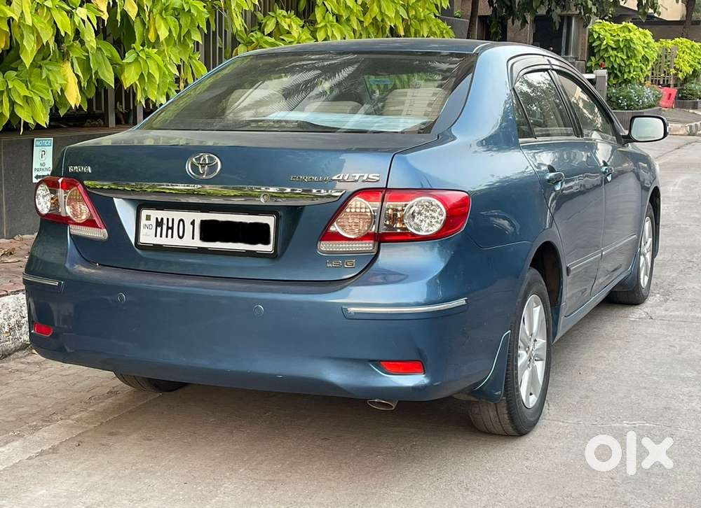 Toyota Corolla Altis 2012