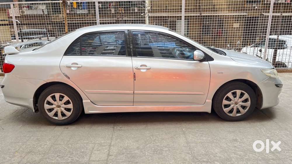 Toyota Corolla Altis 2010 J (petrol + New Sequential External Cng)