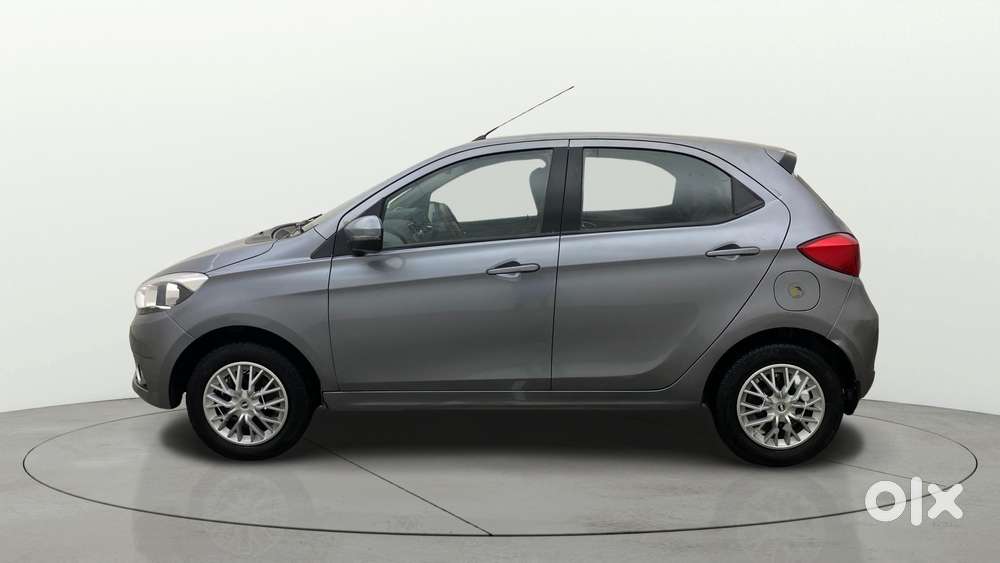 Tata Tiago 1.2 Revotron Xza, 2018, Petrol