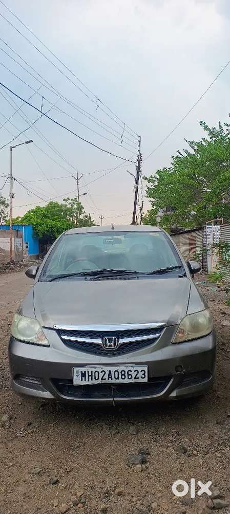 Honda City Zx (petrol + Cng) – Excellent Condition