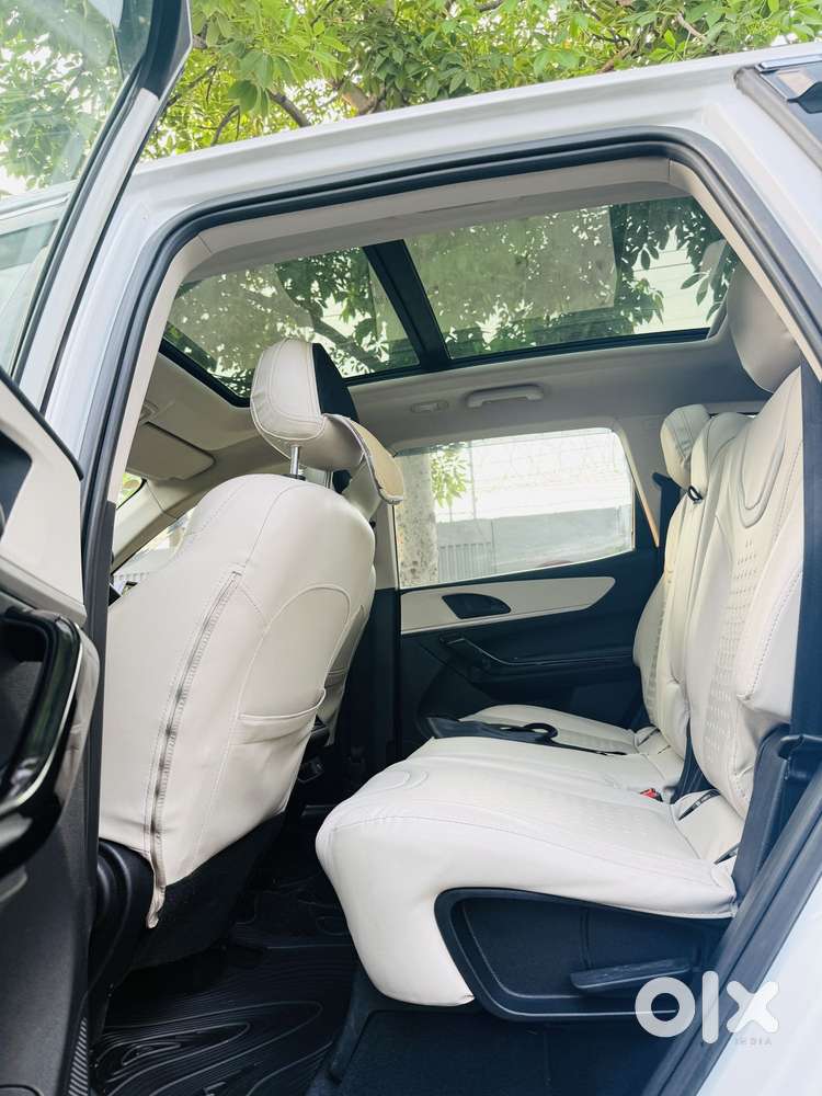 Mahindra Xuv700 2.2 Ax 7 Diesel Mt Str, 2022, Diesel
