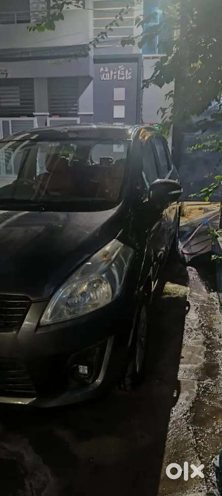 Maruti Suzuki Ertiga 2014 Petrol 125000 Km Driven