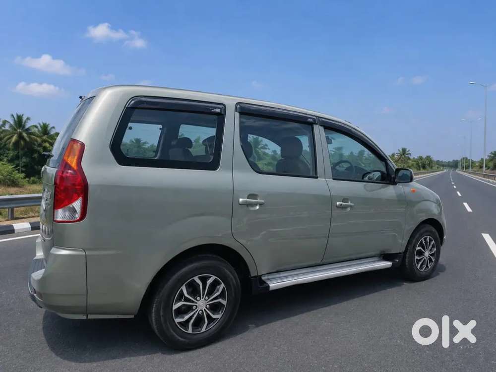 Original Ownboard Showroom Condition Full Option Car