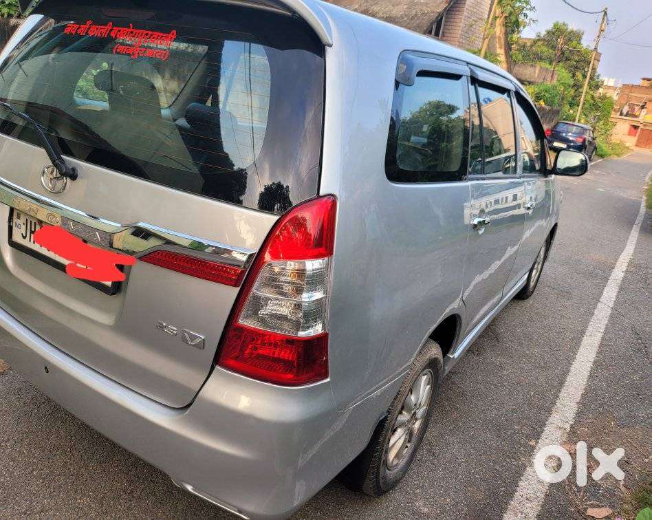 Toyota Innova 2.5 V 8 Str, 2015, Diesel