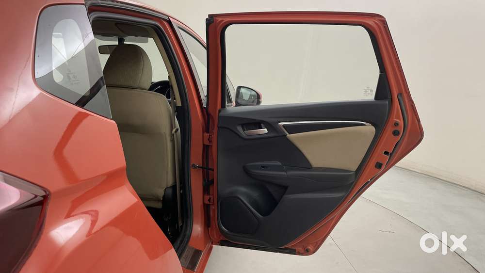 Honda Jazz [2020-2023] 1.2 V I-vtec Mt, 2016, Petrol