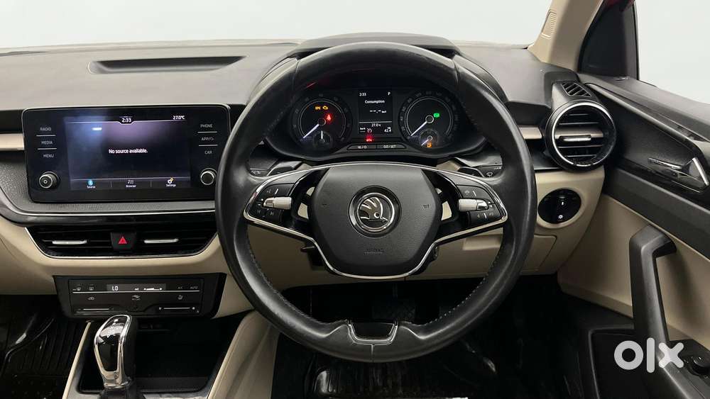 Skoda Slavia 1.0 Ambition Tsi At, 2022, Petrol
