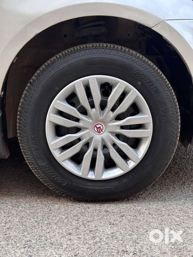 Maruti Suzuki Swift Dzire 1.2 Vxi Bsiv, 2016, Diesel