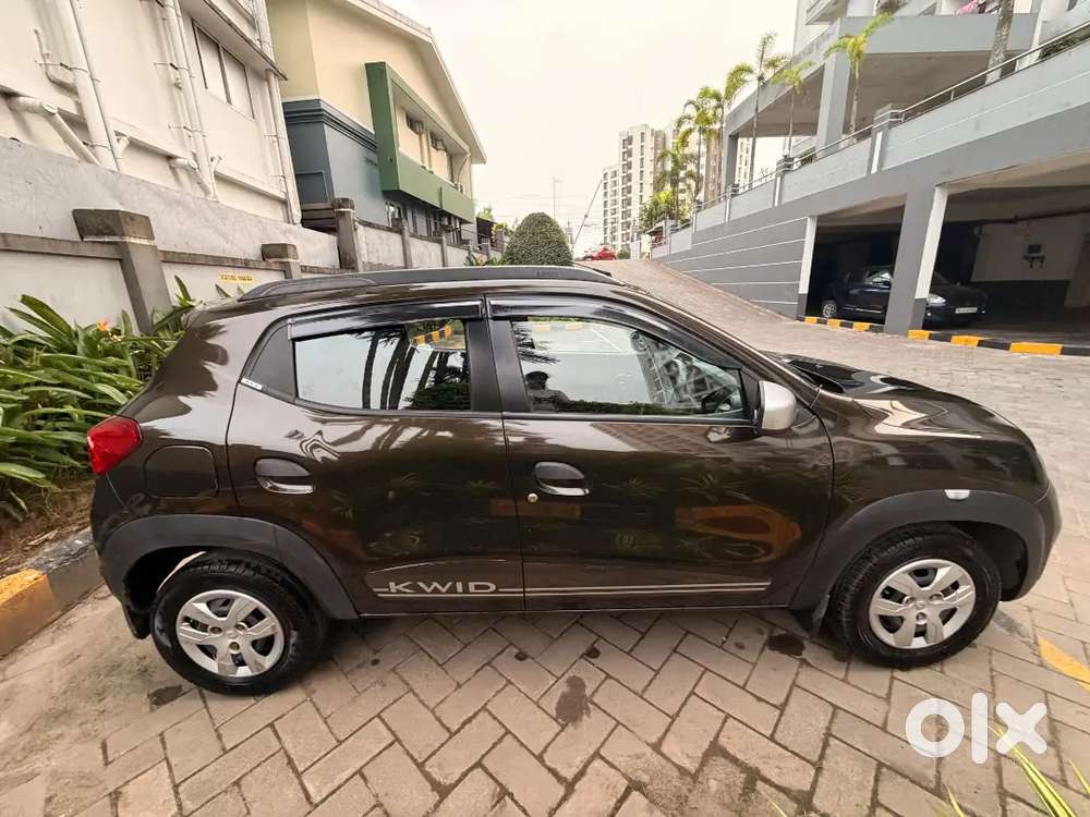 2019 Renault Kwid Rxt (o) Amt With Easy Care Service Pack