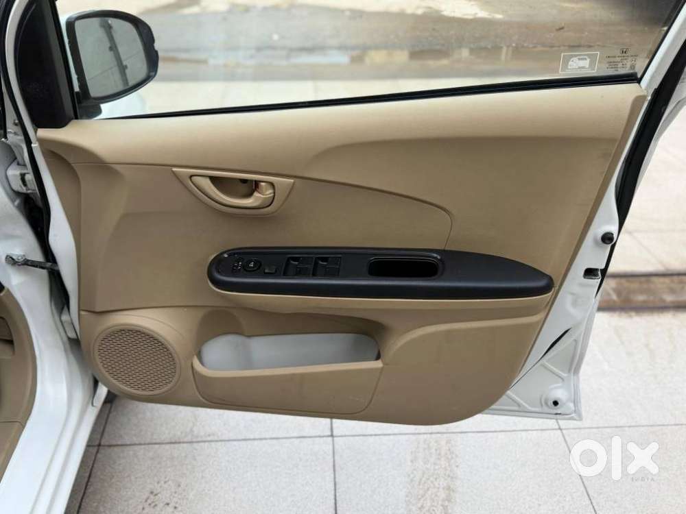 Honda Brio 1.2 Vx Mt, 2017, Petrol
