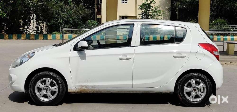 Hyundai I20 Sportz 1.2 Bs-iv, 2011, Diesel