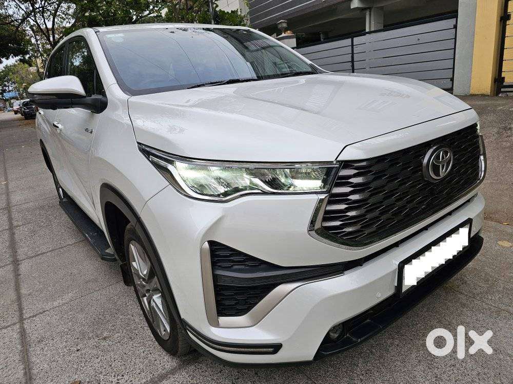 Toyota Innova Hycross 2.0 Zx Hybrid 7 Str, 2024, Cng & Hybrids