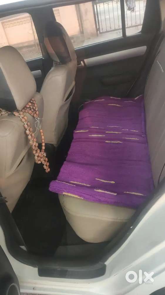 Maruti Suzuki Swift 2010 Petrol 75254 Km Driven