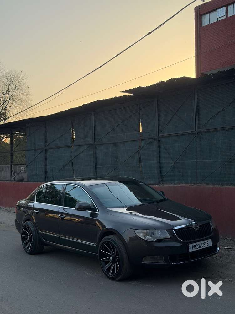 Skoda Superb Diesel 2012