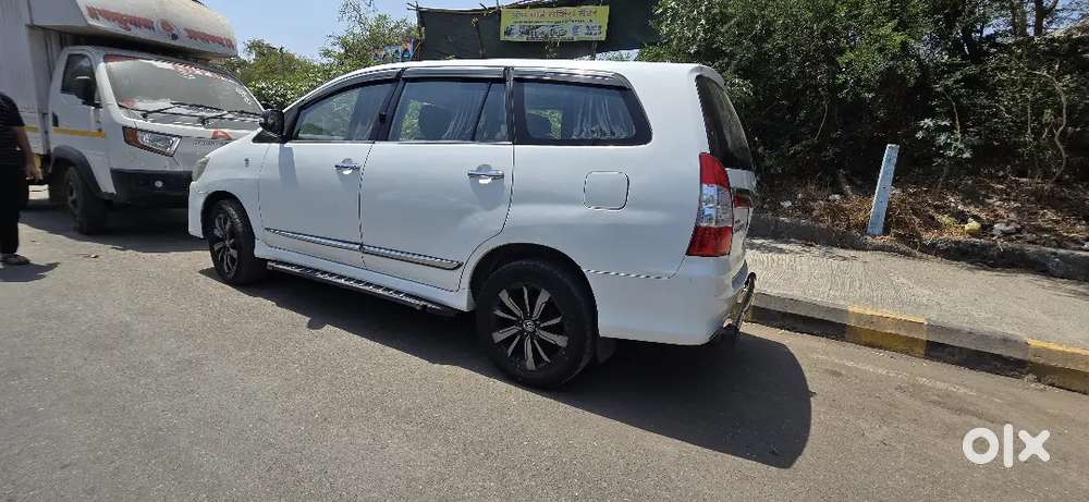 Toyota Innova 2009 Diesel Well Maintained