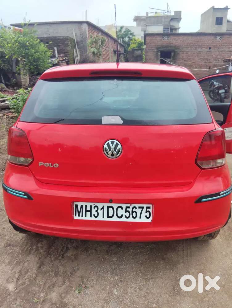 Volkswagen Polo 2010 पेट्रोल में उपलब्ध