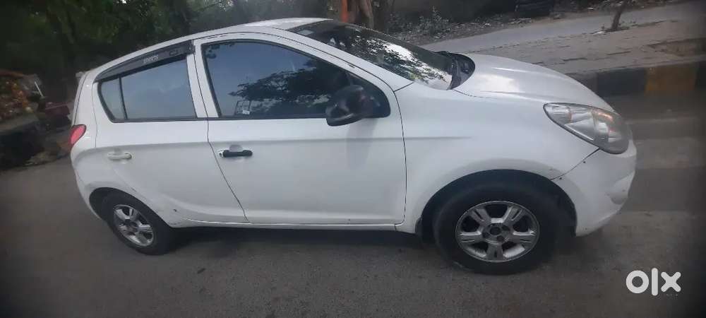 Hyundai I20 2012 Diesel 75233 Km Driven