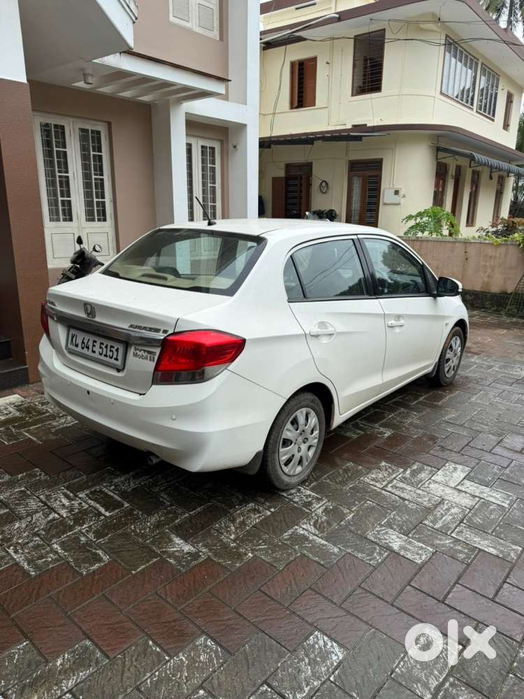 Honda Amaze Petrol Automatic 2016