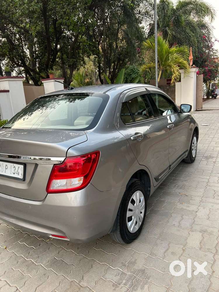 Maruti Suzuki Swift Dzire 1.3 Vxi, 2022, Petrol