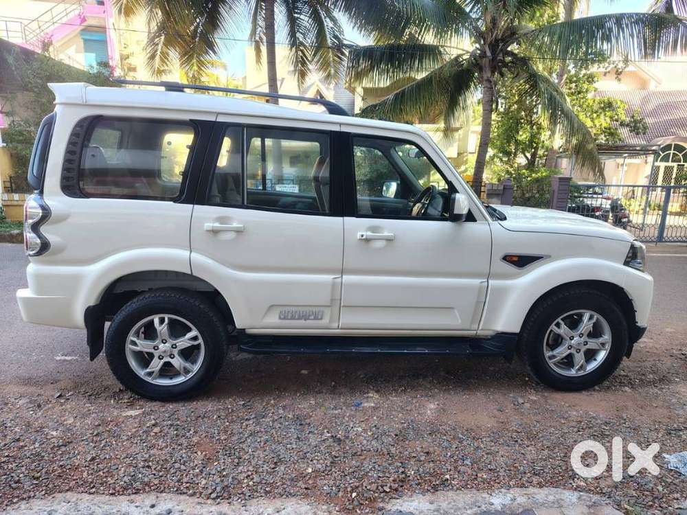 Mahindra Scorpio S10, 2016, Diesel