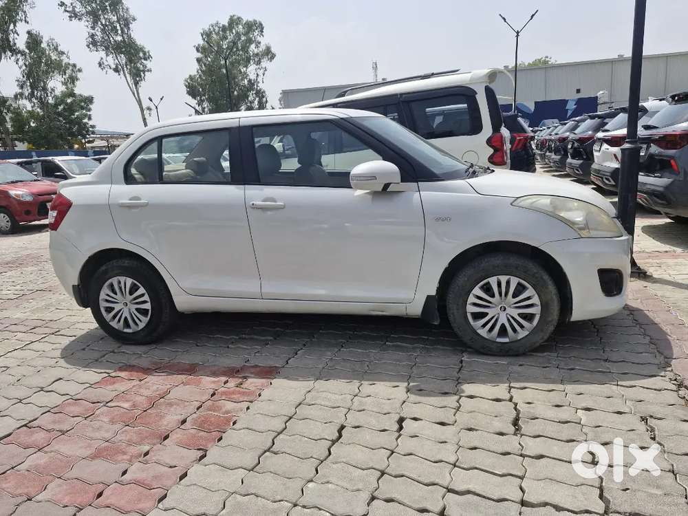 Maruti Suzuki Swift Dzire 2012 Petrol 71000 Km Driven