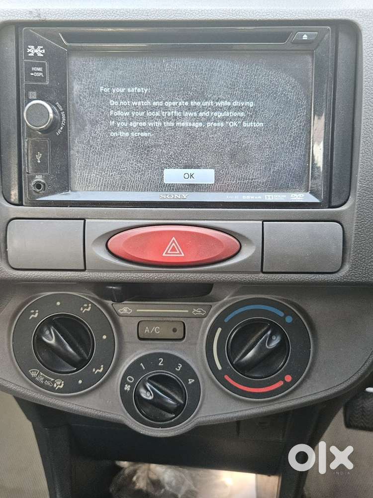 Toyota Etios Liva 2011