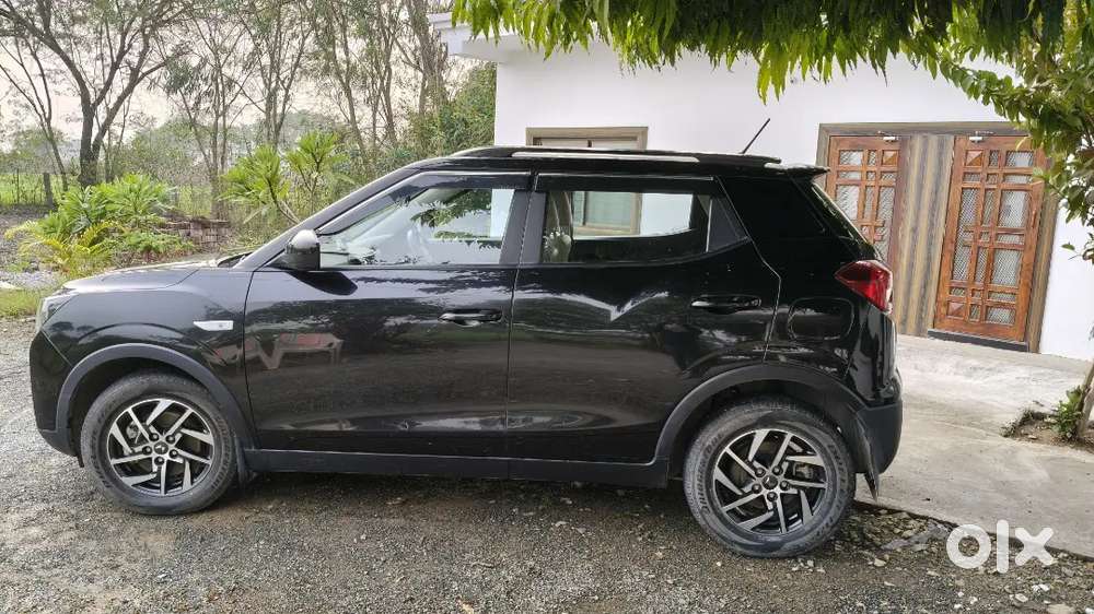 Mahindra Xuv300 2023 Petrol 38300 Km Driven