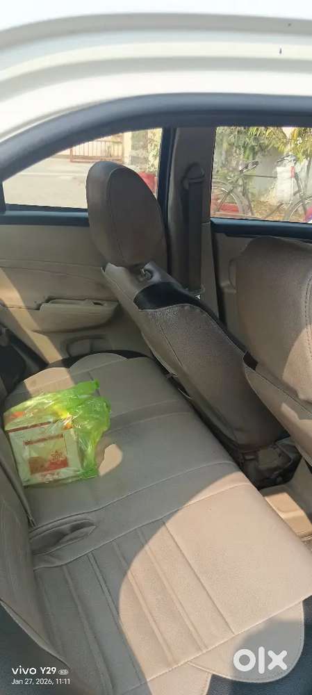 Maruti Suzuki Swift Dzire 2013