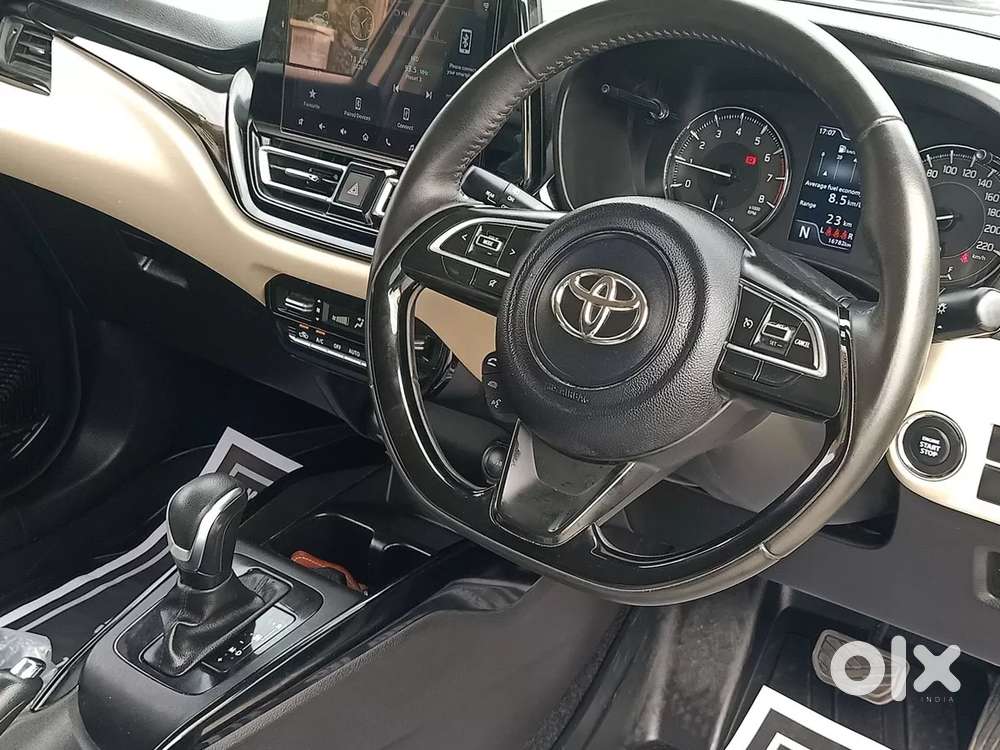 Toyota Glanza, 2025, Petrol