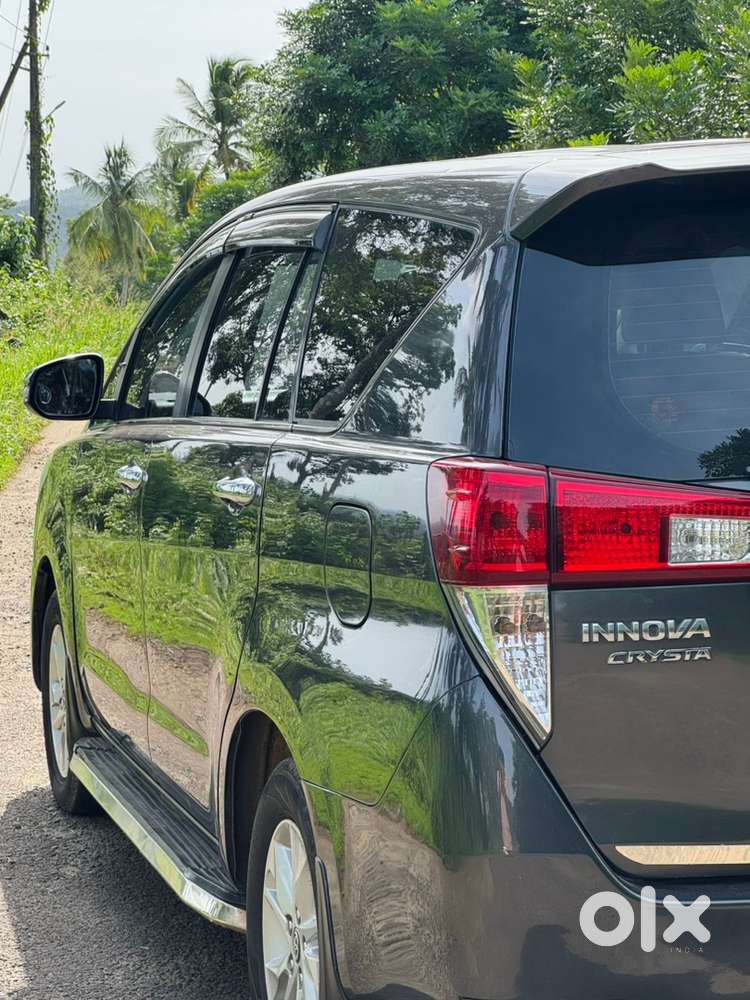 Toyota Innova Crysta 2017