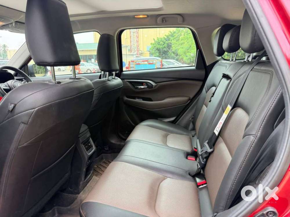 Toyota Urban Cruiser Hyryder 1.5 V Hybrid, 2024, Petrol
