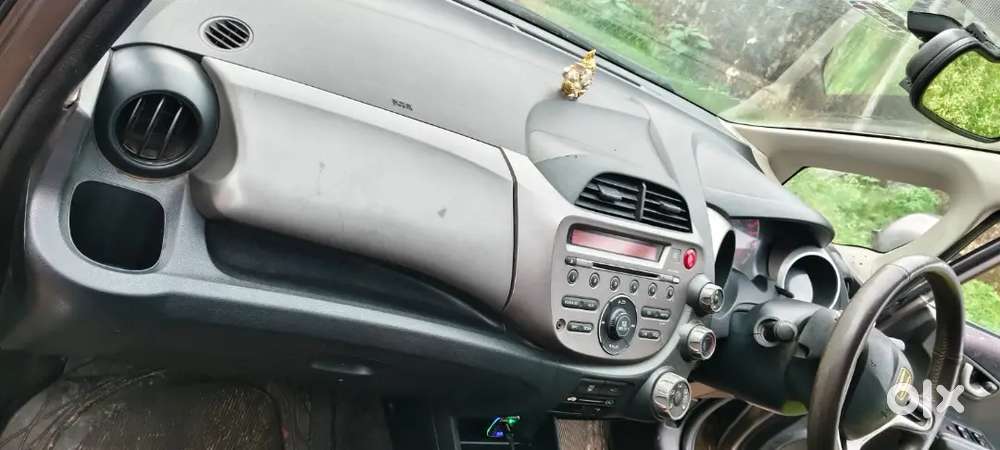 2012 Honda Jazz At Petrol