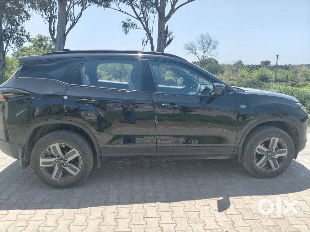 Tata Harrier Pure, 2026