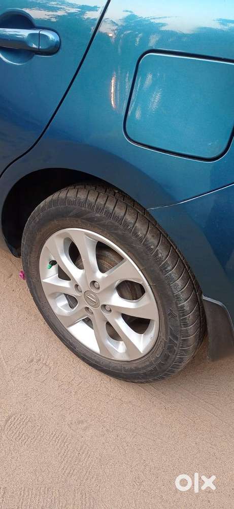 Well-maintained Nissan Micra Xv Cvt (automatic)  Top-end