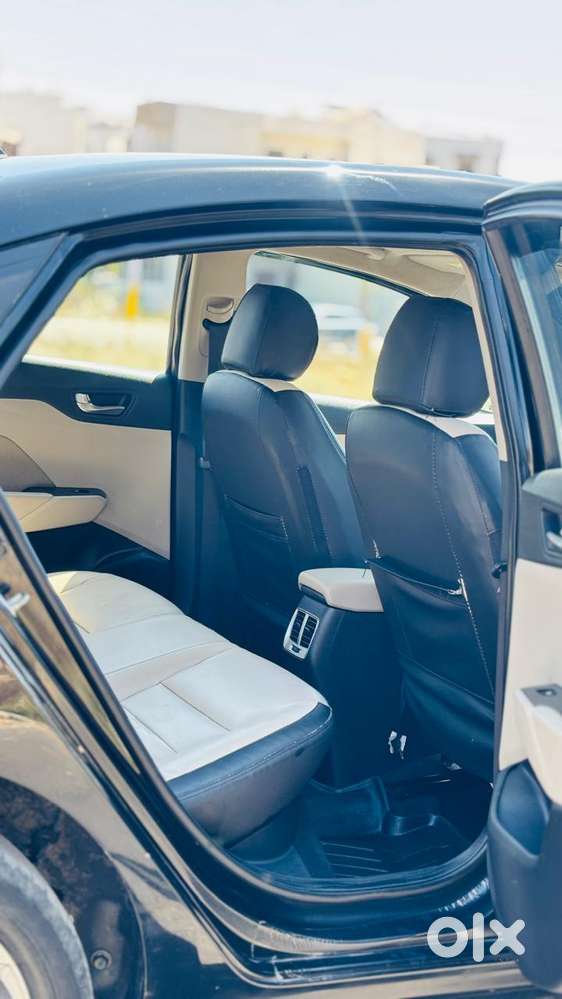 Hyundai Verna Crdi Vgt Sx 1.5, 2022, Diesel