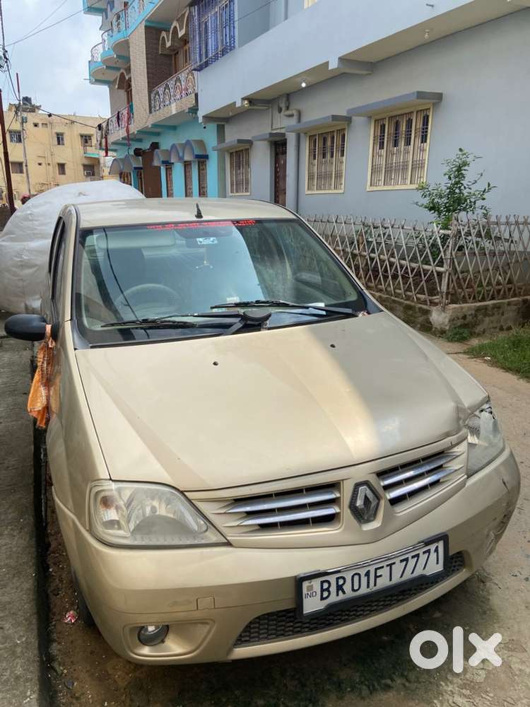 Mahindra Logan Petrol 2012