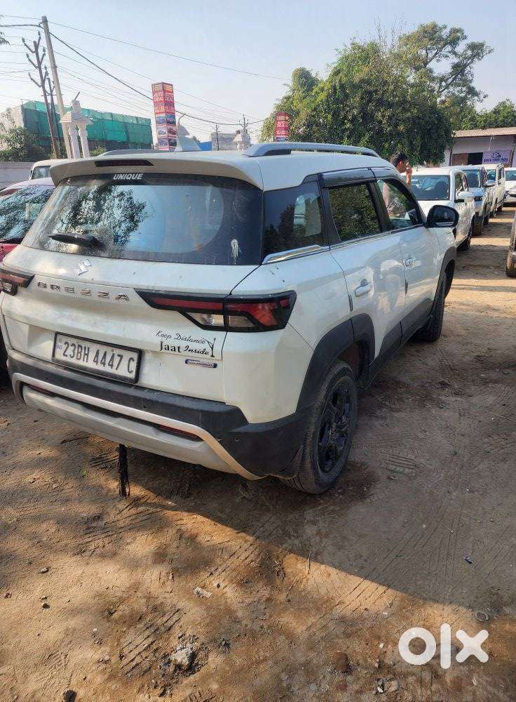 Maruti Suzuki Brezza 1.5 Zxi Cng, 2023, Cng & Hybrids
